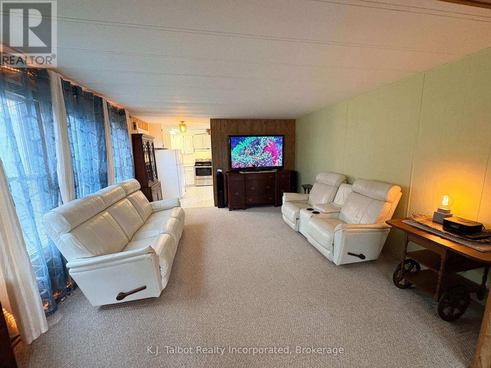 4 Poplar Lane Property Photo 18