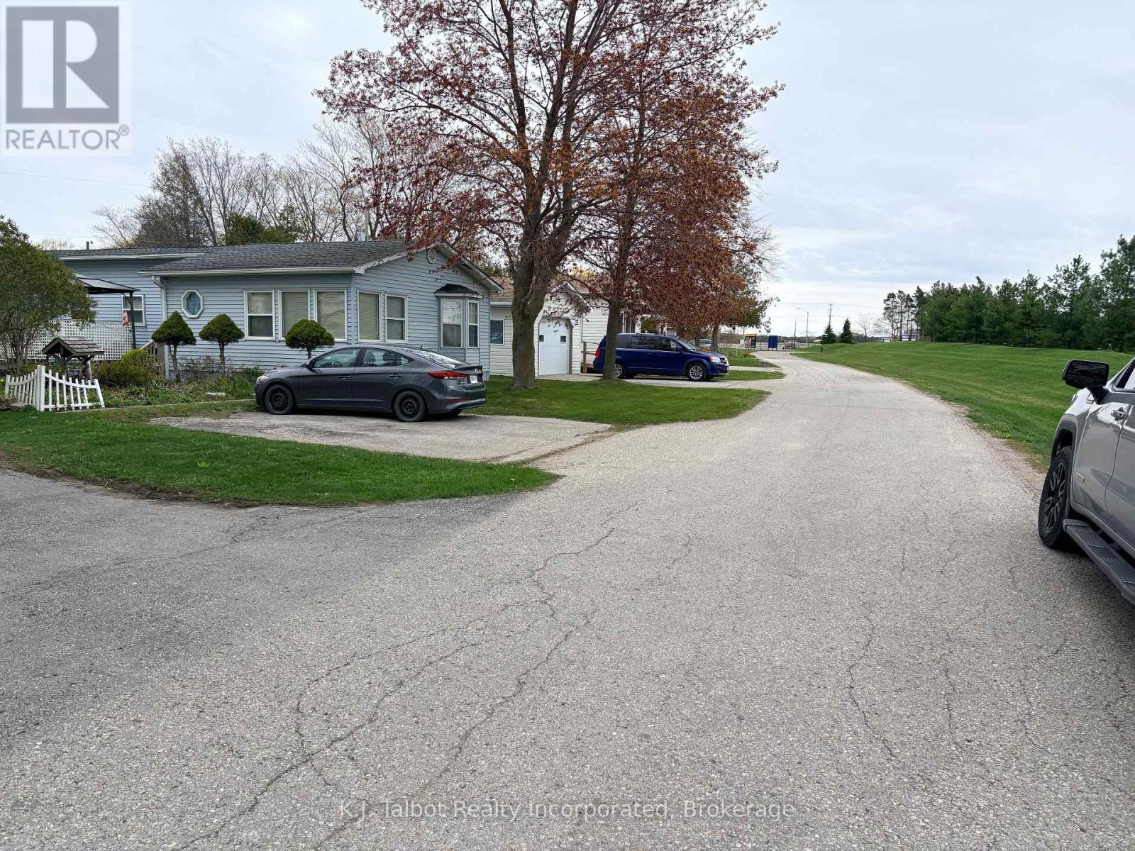 4 Poplar Lane Property Photo 27