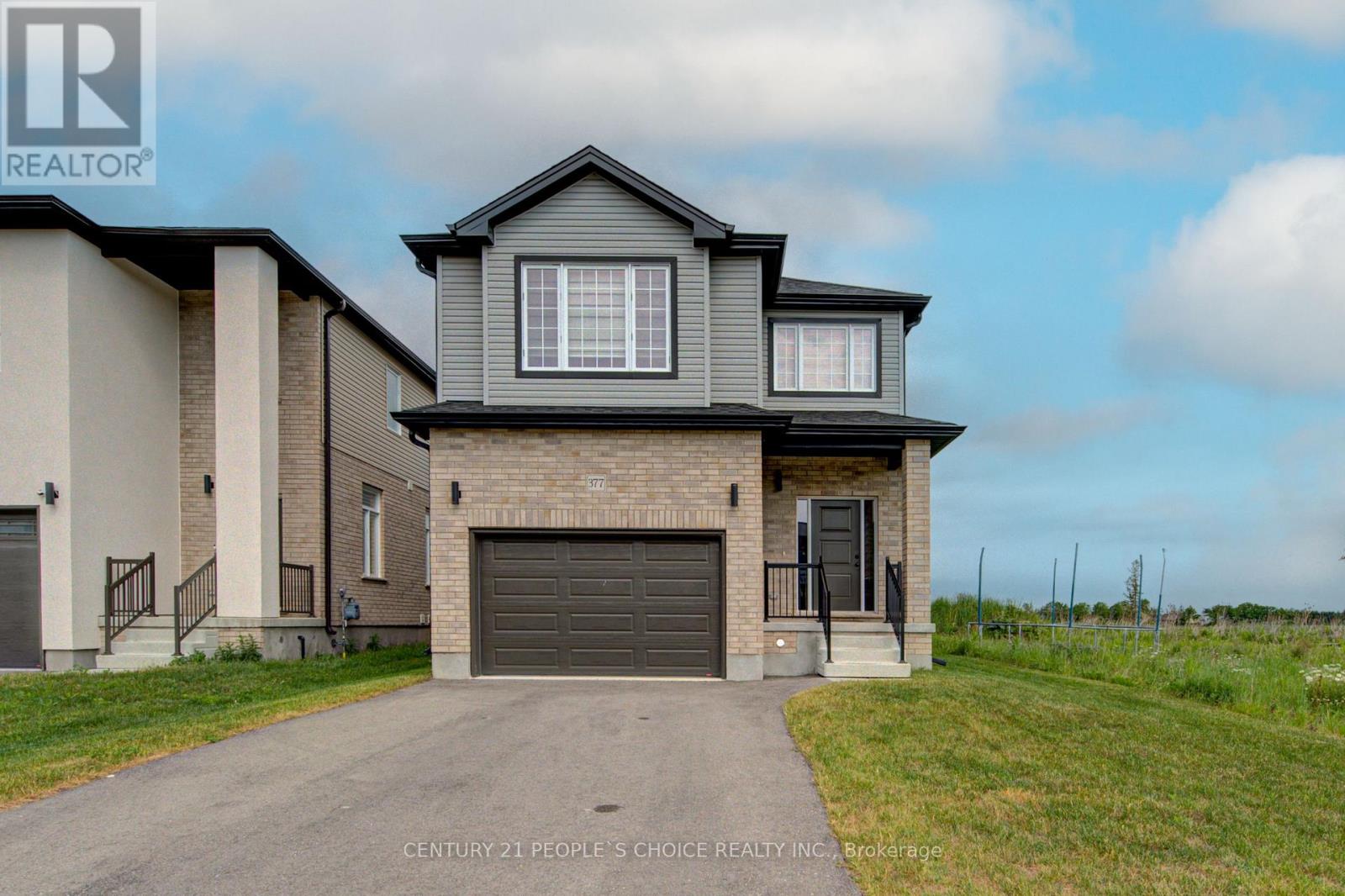 377 Bradshaw Drive Photo de la propriété 1