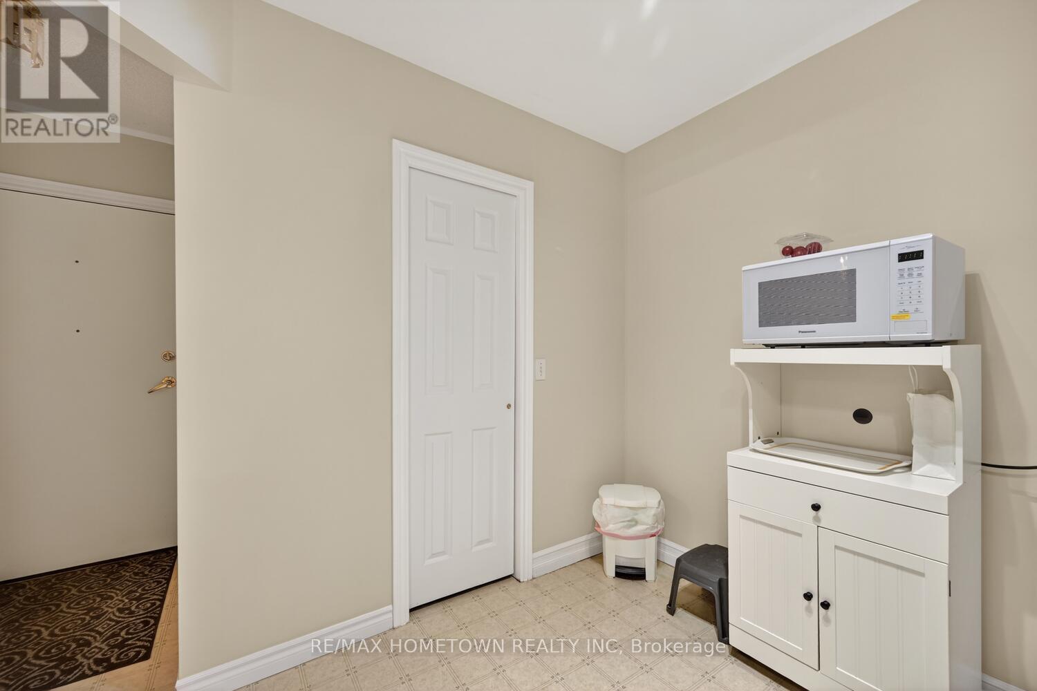 5 - 1171 Millwood Avenue Property Photo 10