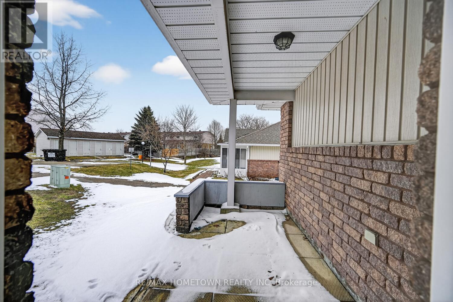5 - 1171 Millwood Avenue Property Photo 15