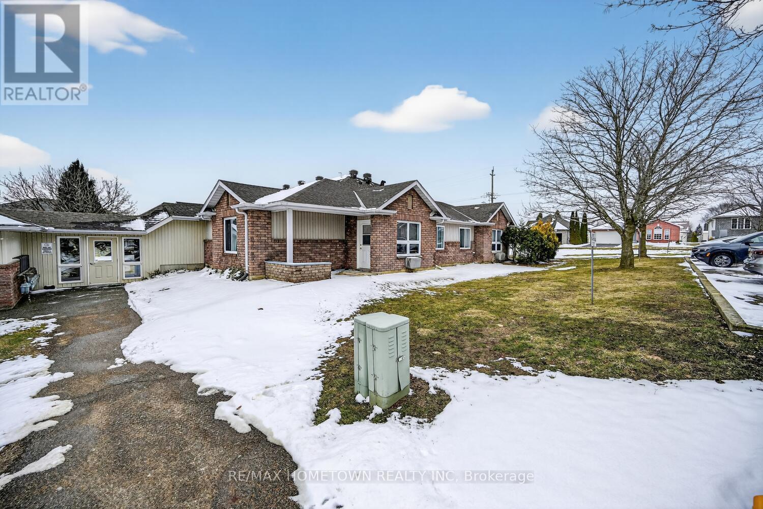 5 - 1171 Millwood Avenue Property Photo 23