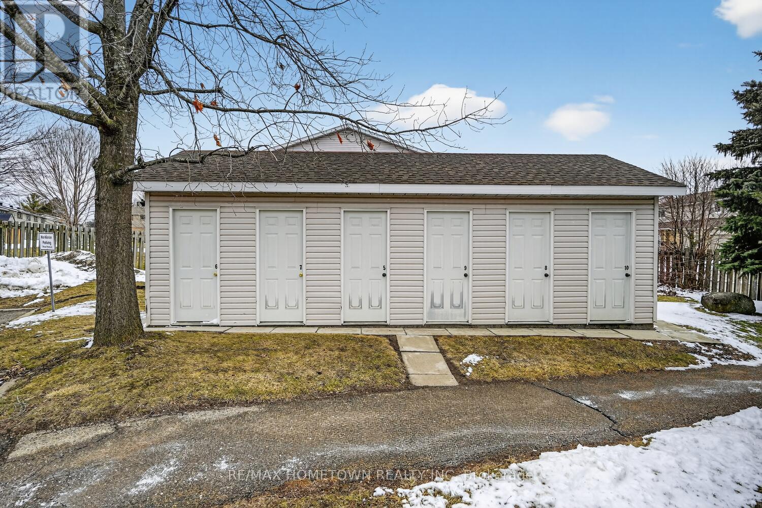 5 - 1171 Millwood Avenue Property Photo 24