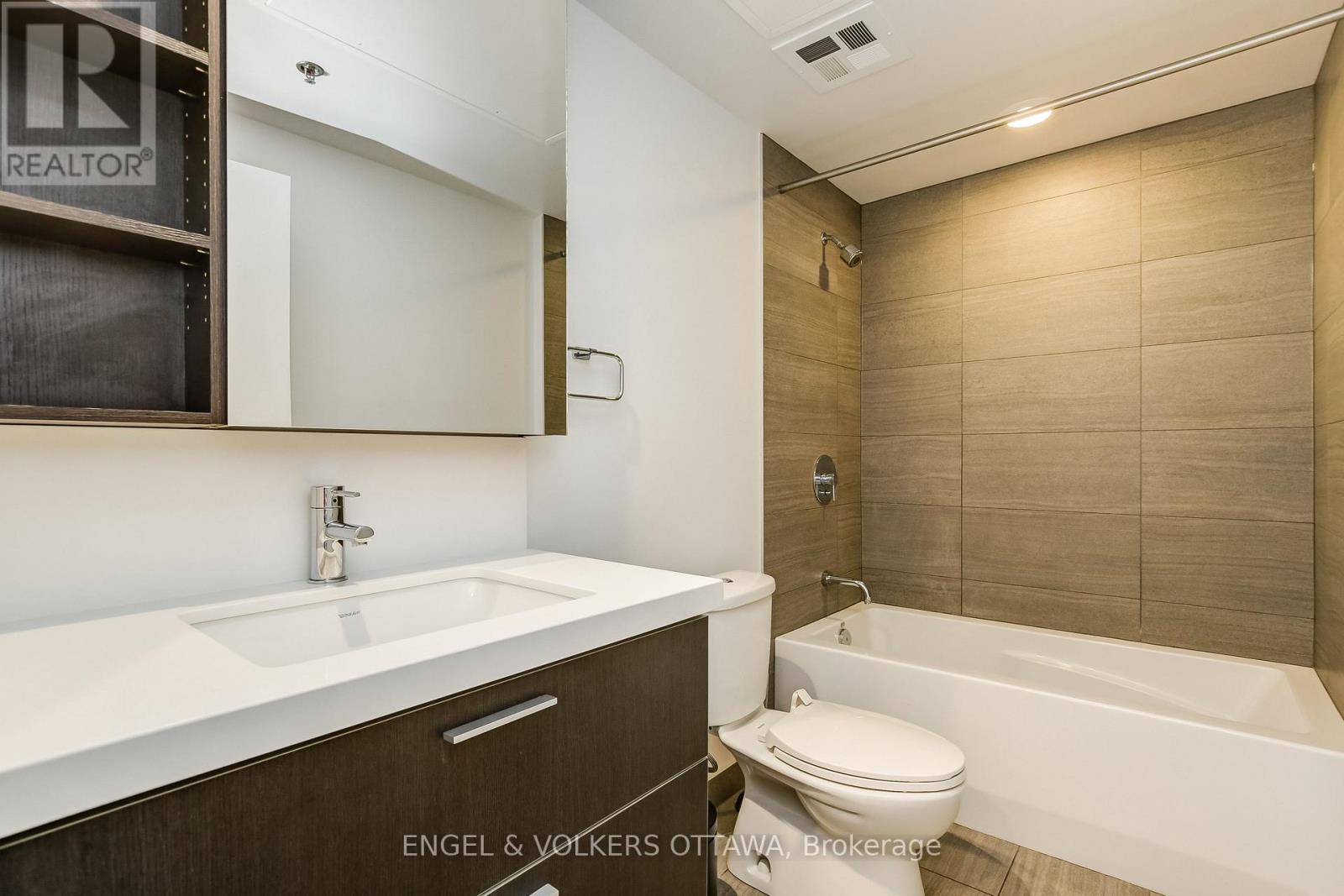 249 - 340 Mcleod Street Property Photo 21