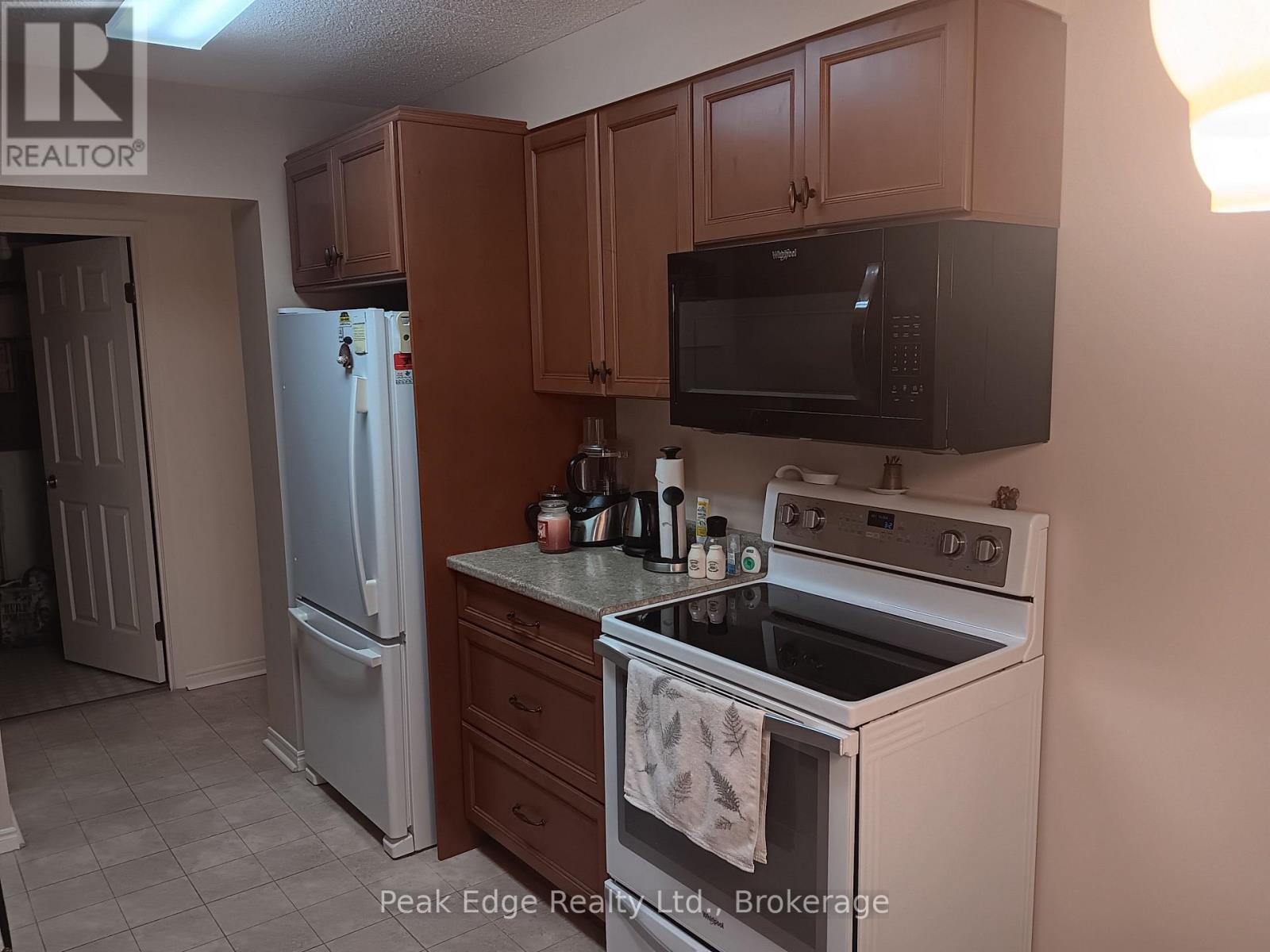 303 - 536 11th Avenue Property Photo 13
