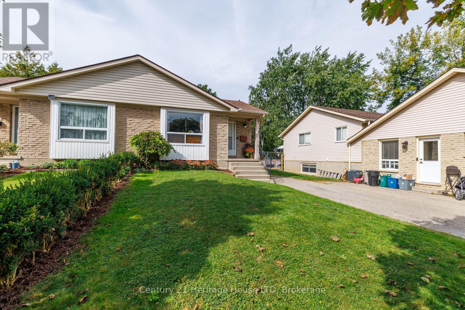 7 Mcnicholl Circle Property Photo 3