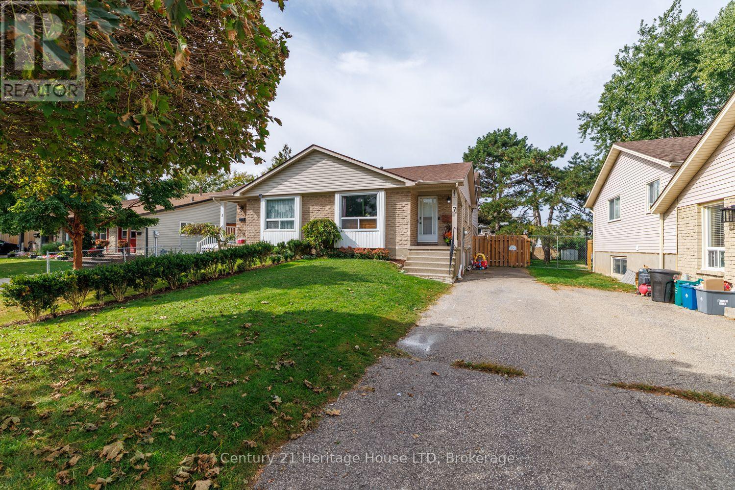 7 Mcnicholl Circle Property Photo 4