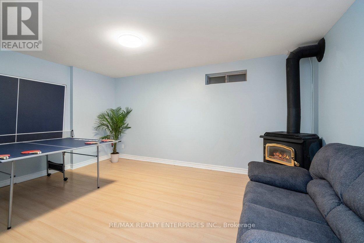 7 - 121 Morgan Avenue Property Photo 25