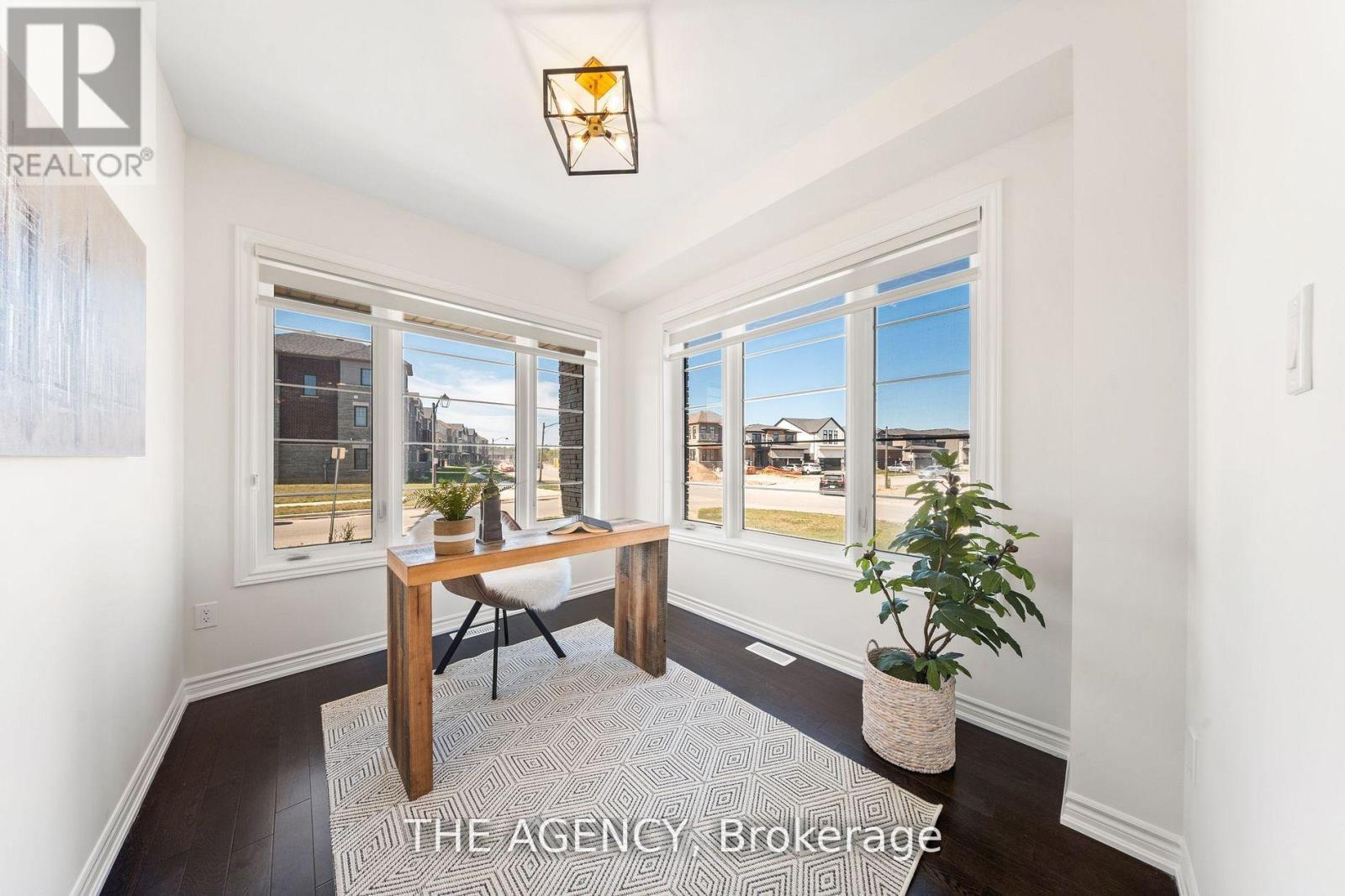 1 Bee Crescent Property Photo 6