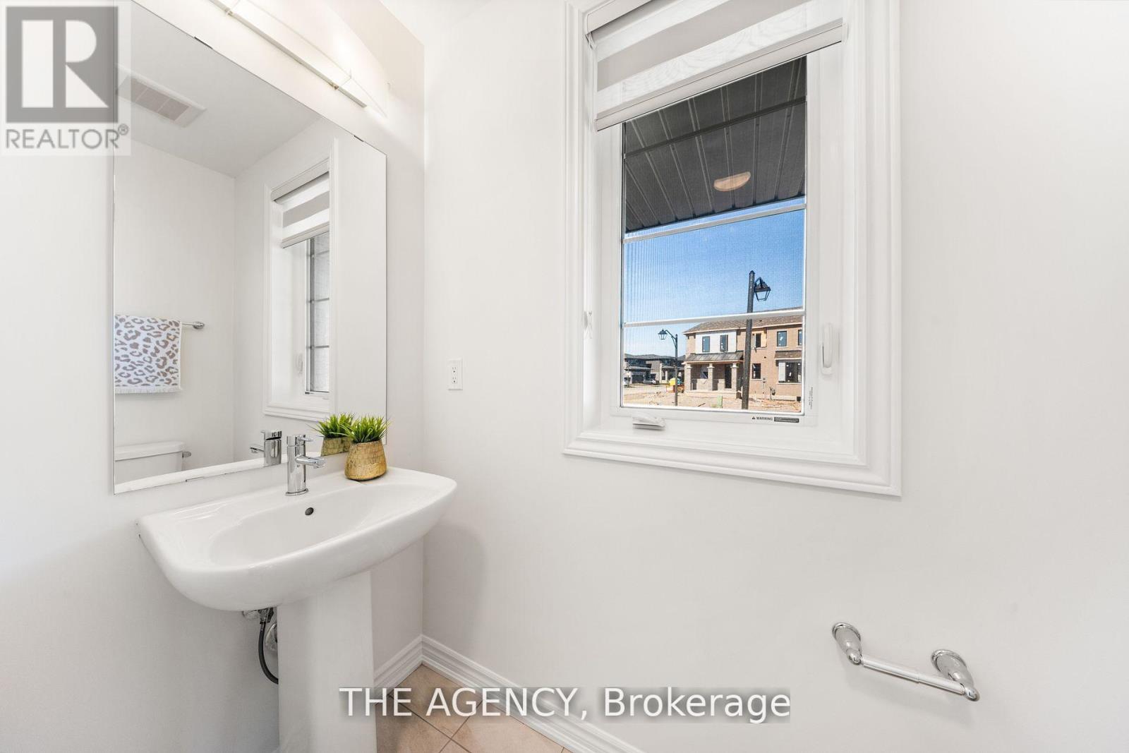 1 Bee Crescent Property Photo 18