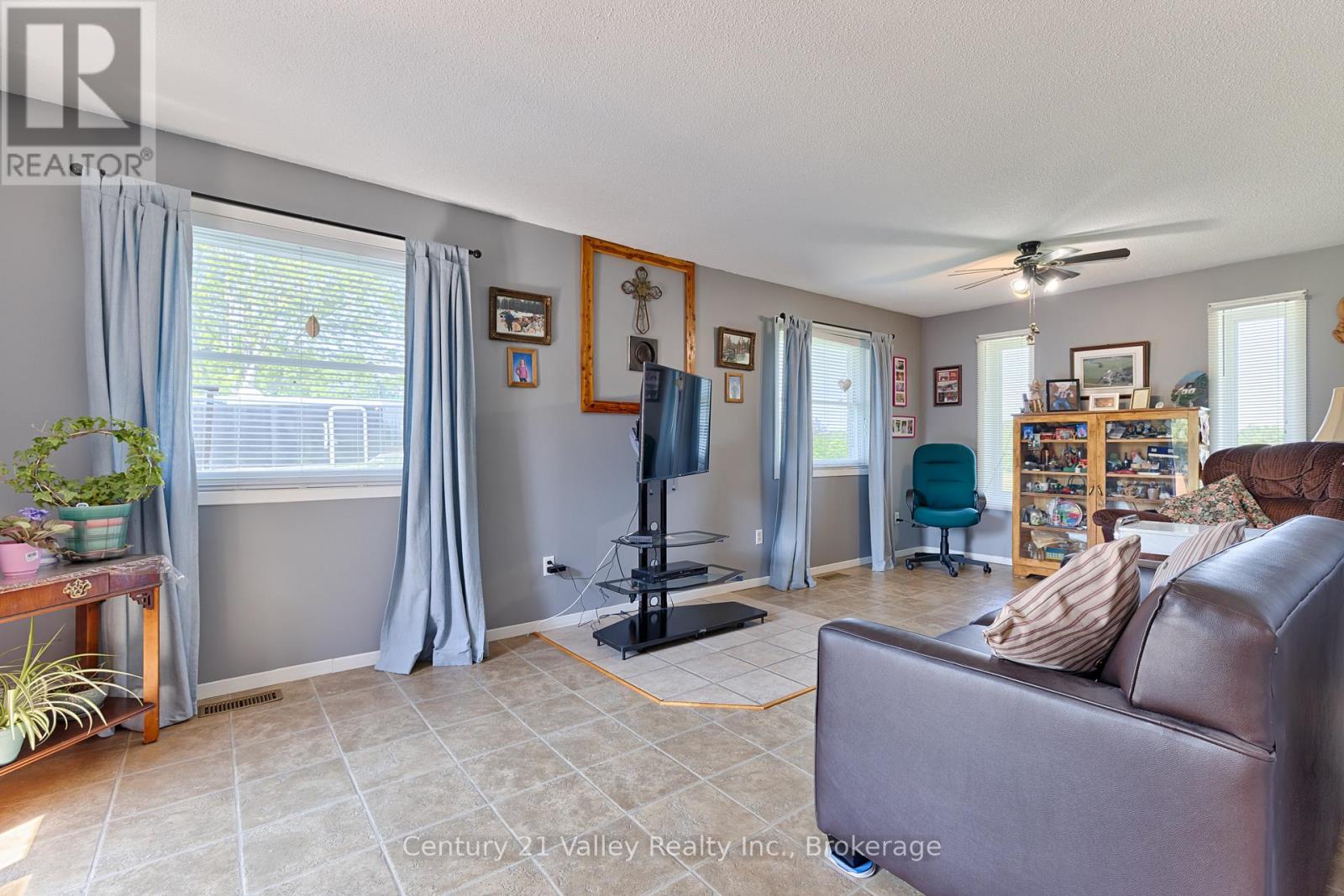 2935 Burnstown Road Property Photo 33