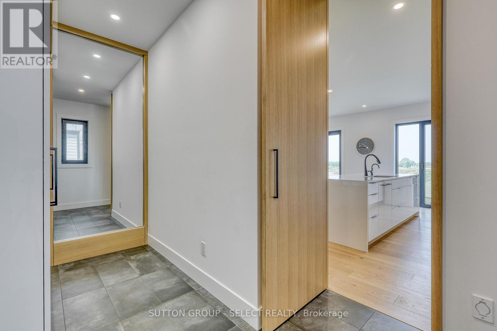 61 Crestview Drive Property Photo 24