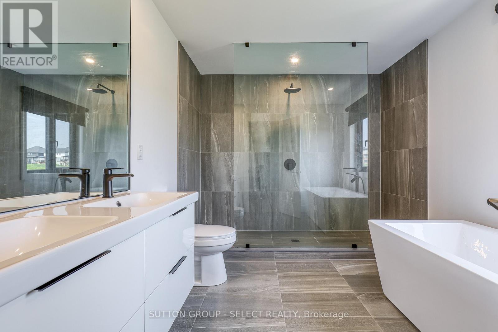 61 Crestview Drive Property Photo 40