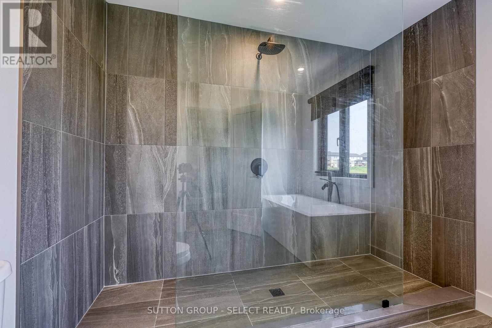 61 Crestview Drive Property Photo 42