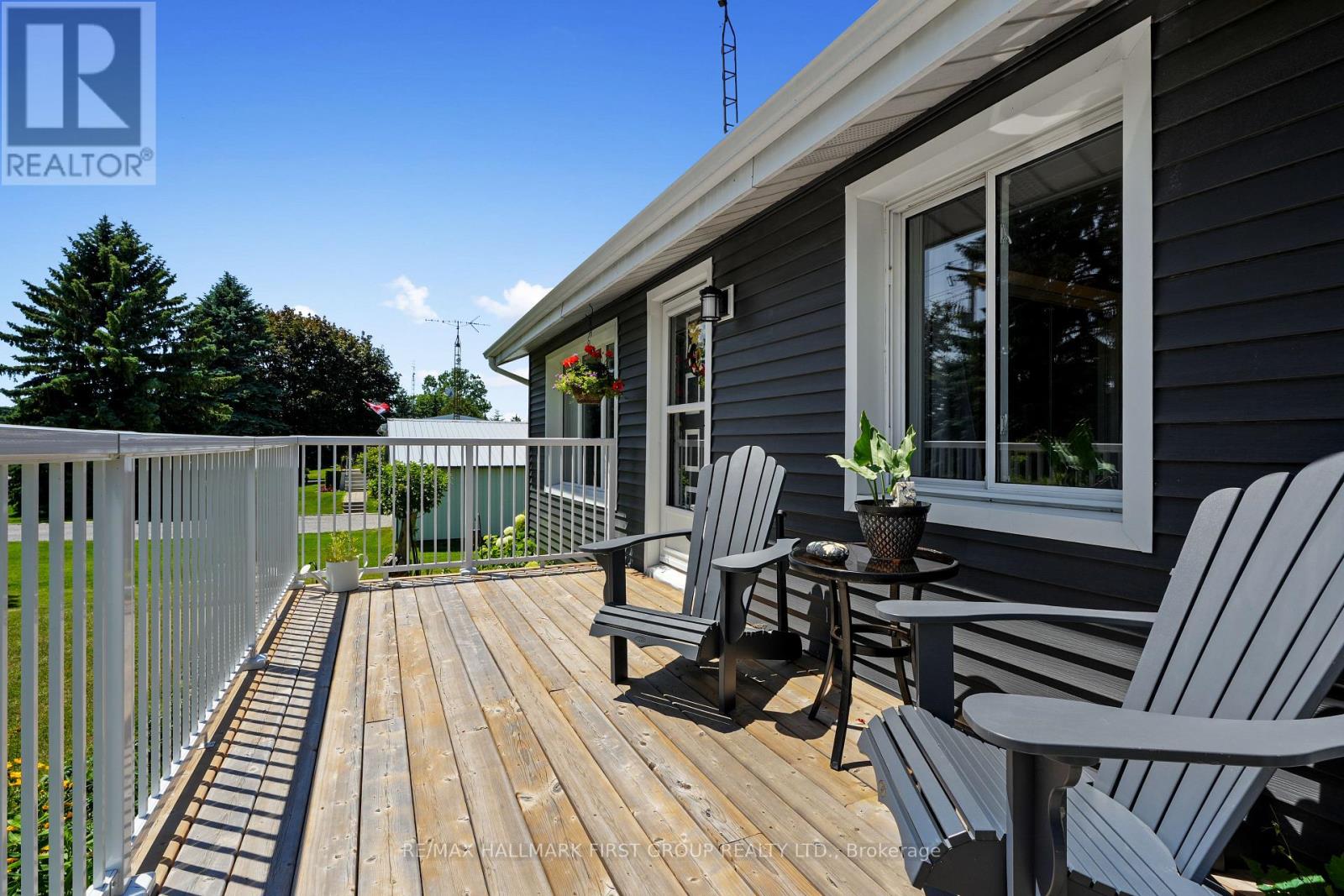 7638 Telephone Road Property Photo 6