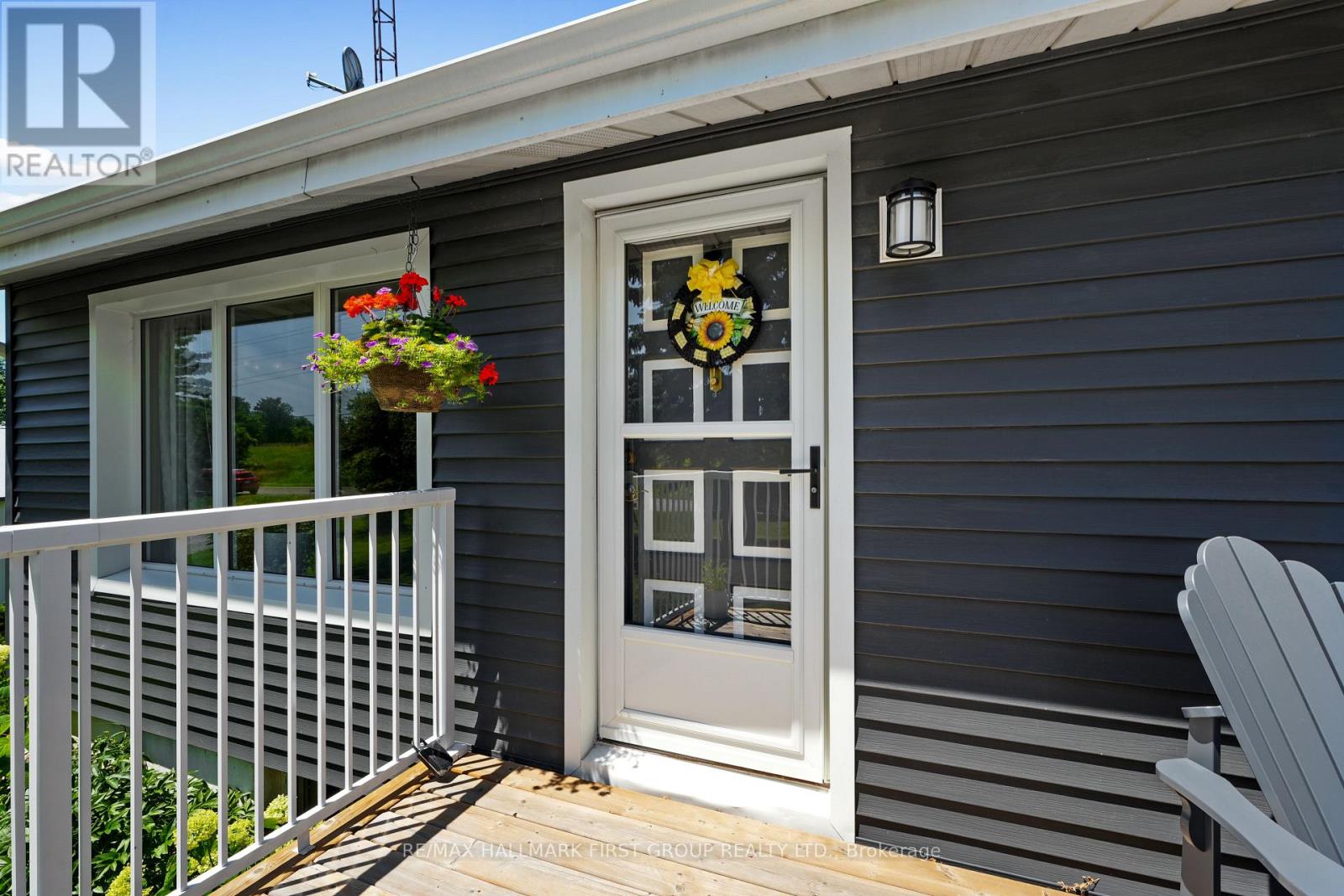 7638 Telephone Road Property Photo 8