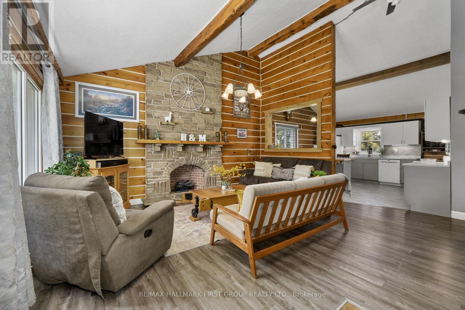 7638 Telephone Road Property Photo 10