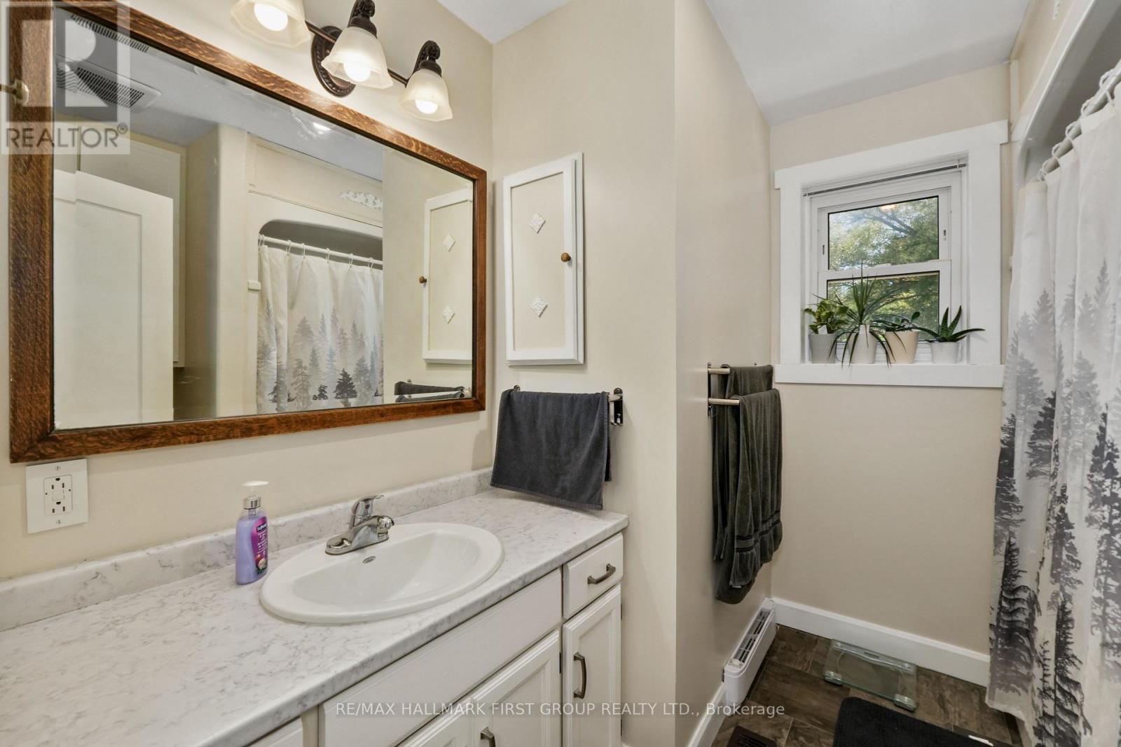 7638 Telephone Road Property Photo 24