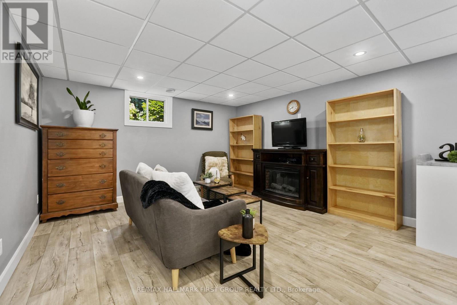 7638 Telephone Road Property Photo 28