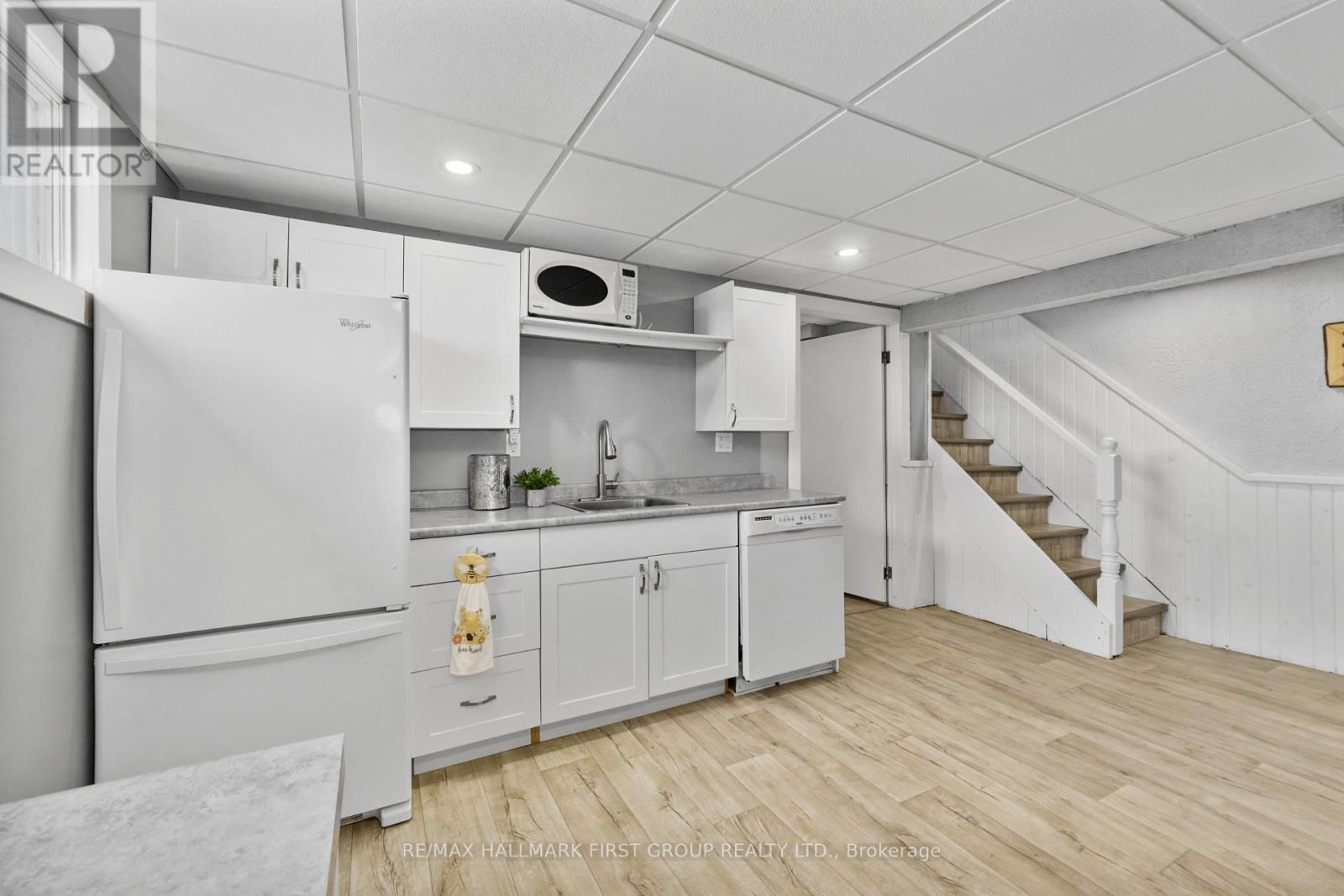 7638 Telephone Road Property Photo 29