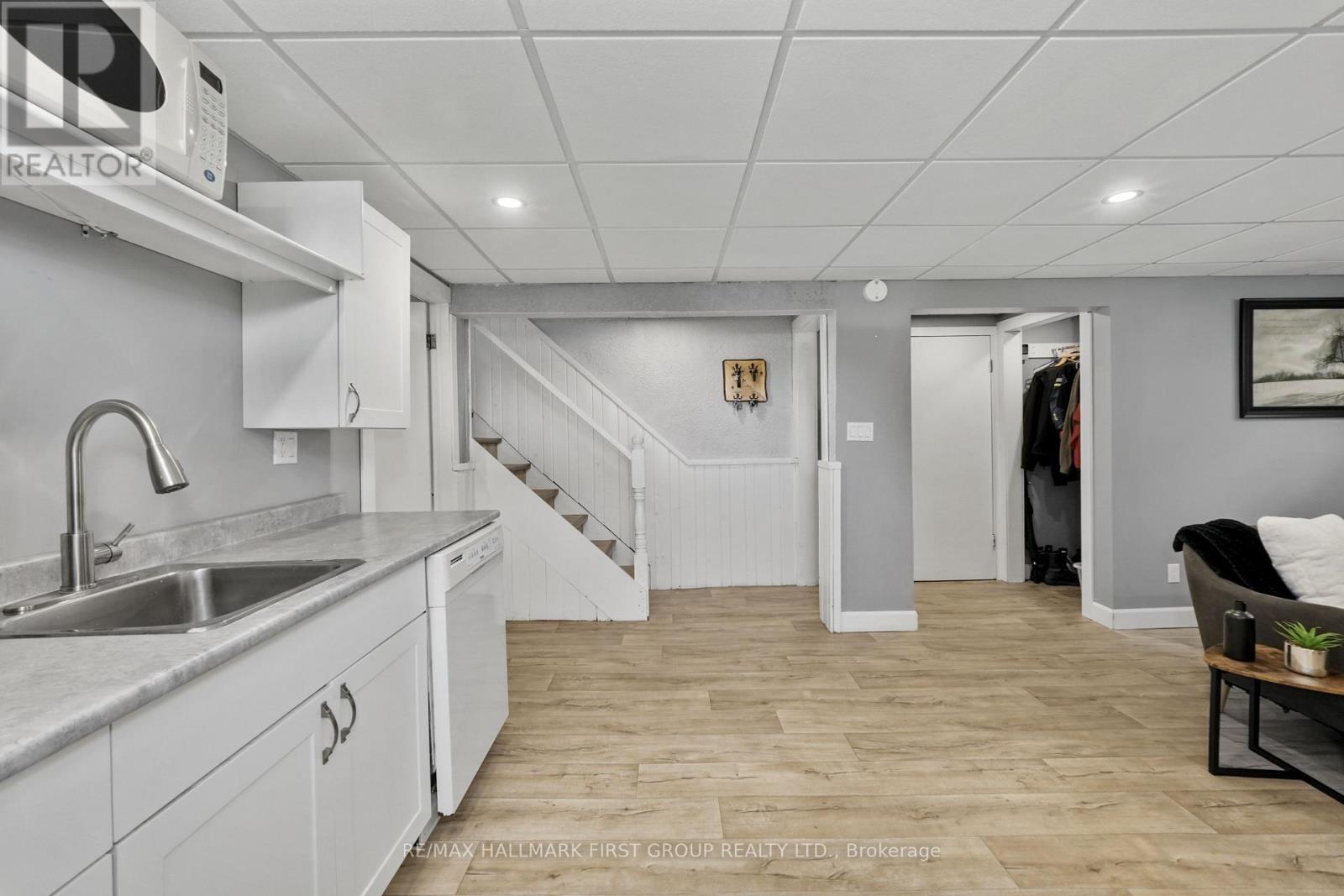 7638 Telephone Road Property Photo 30