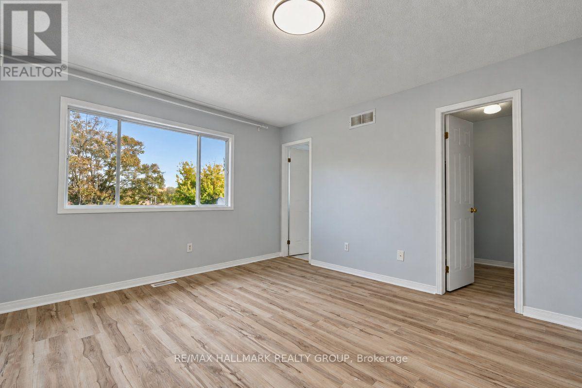 52 Piper Crescent Property Photo 25