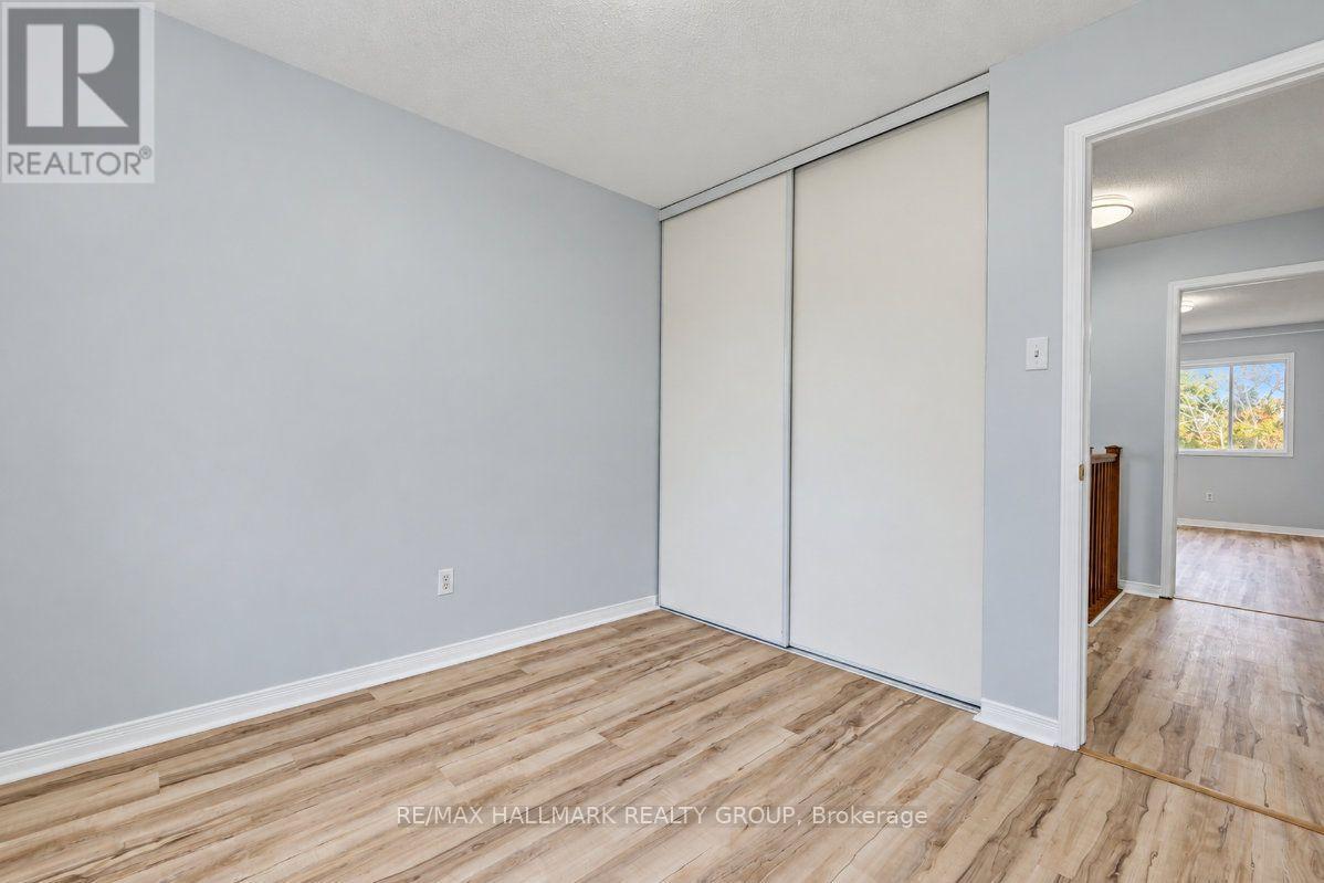 52 Piper Crescent Property Photo 34