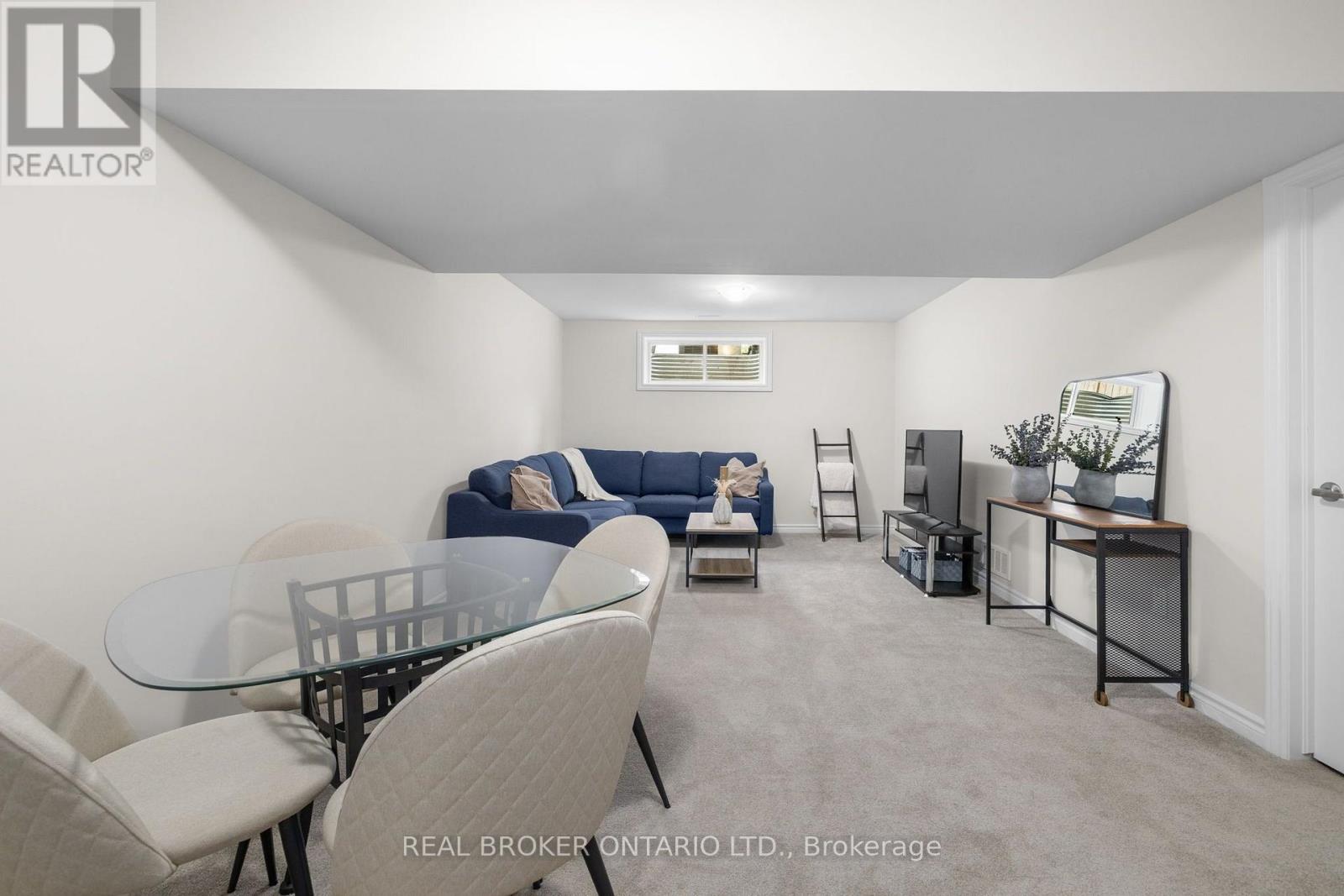 300 Livery Street Property Photo 24