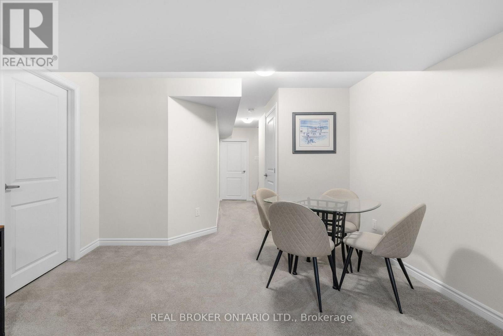 300 Livery Street Property Photo 26