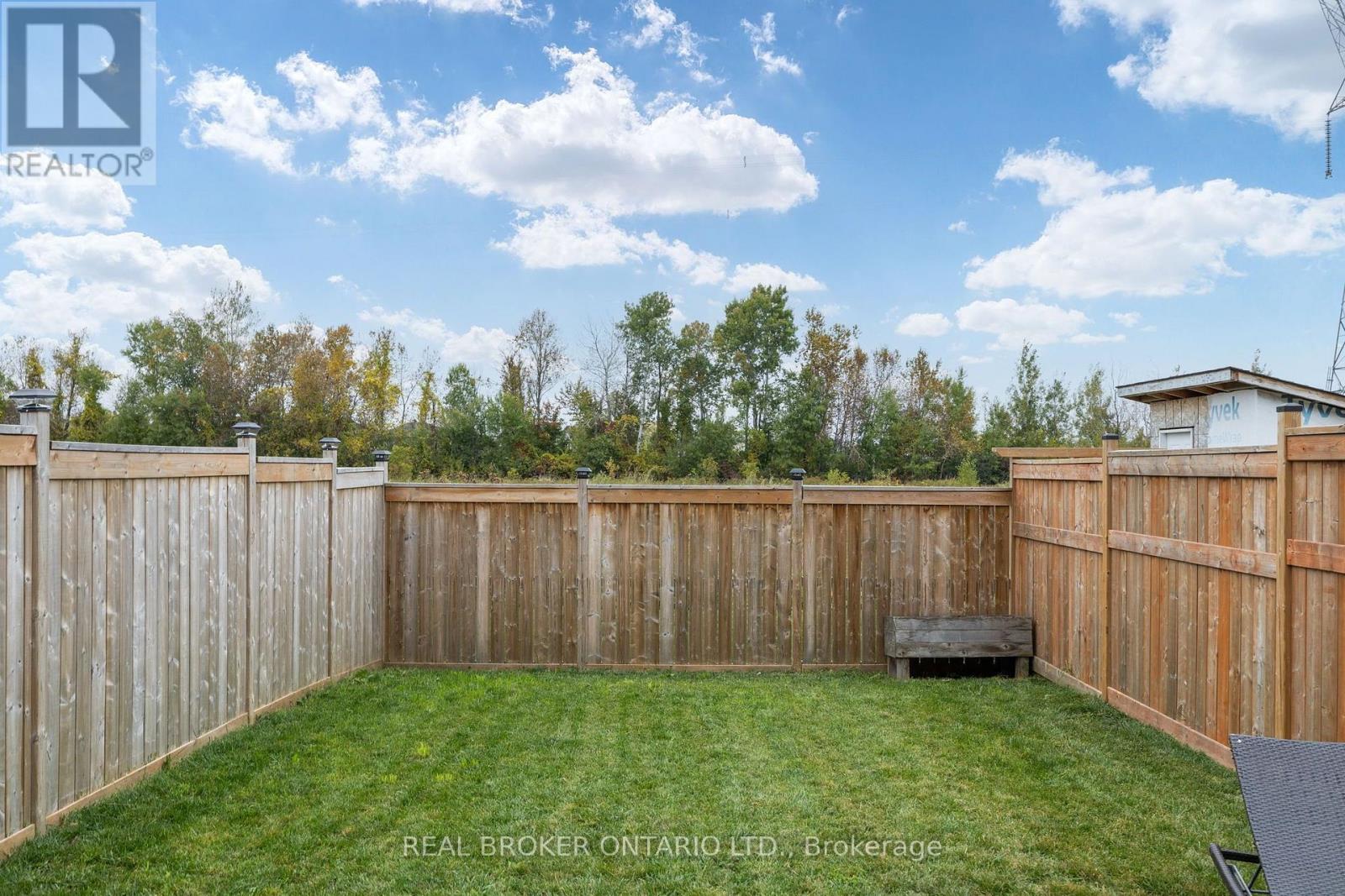 300 Livery Street Property Photo 28
