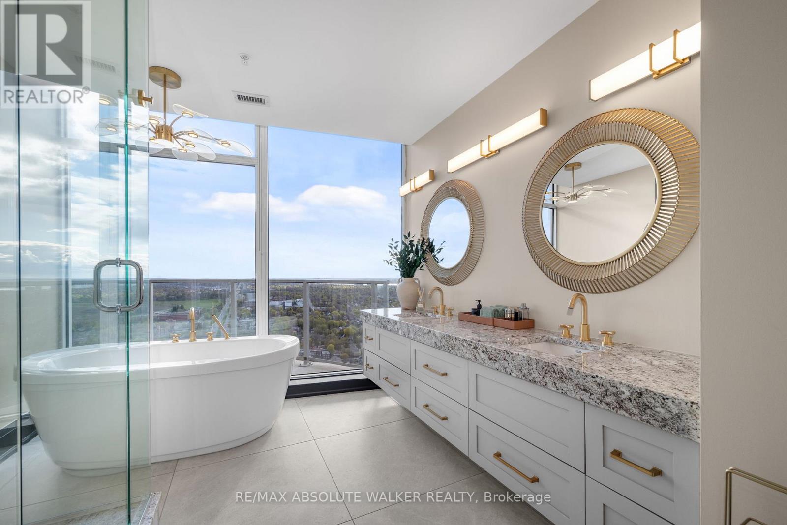 4101 - 805 Carling Avenue Property Photo 3