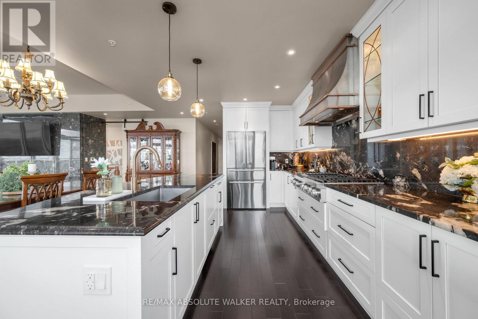 4101 - 805 Carling Avenue Property Photo 14