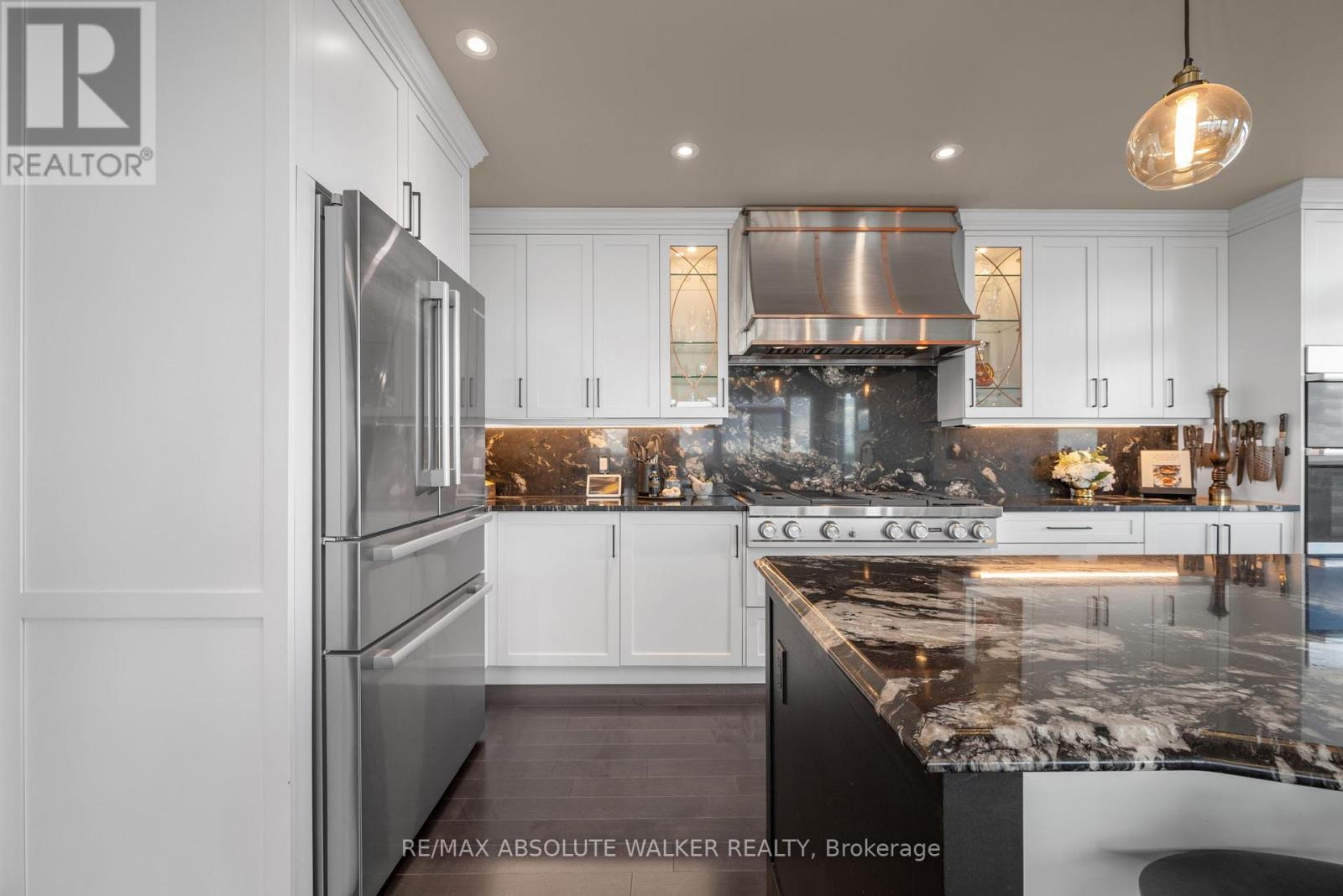 4101 - 805 Carling Avenue Property Photo 17