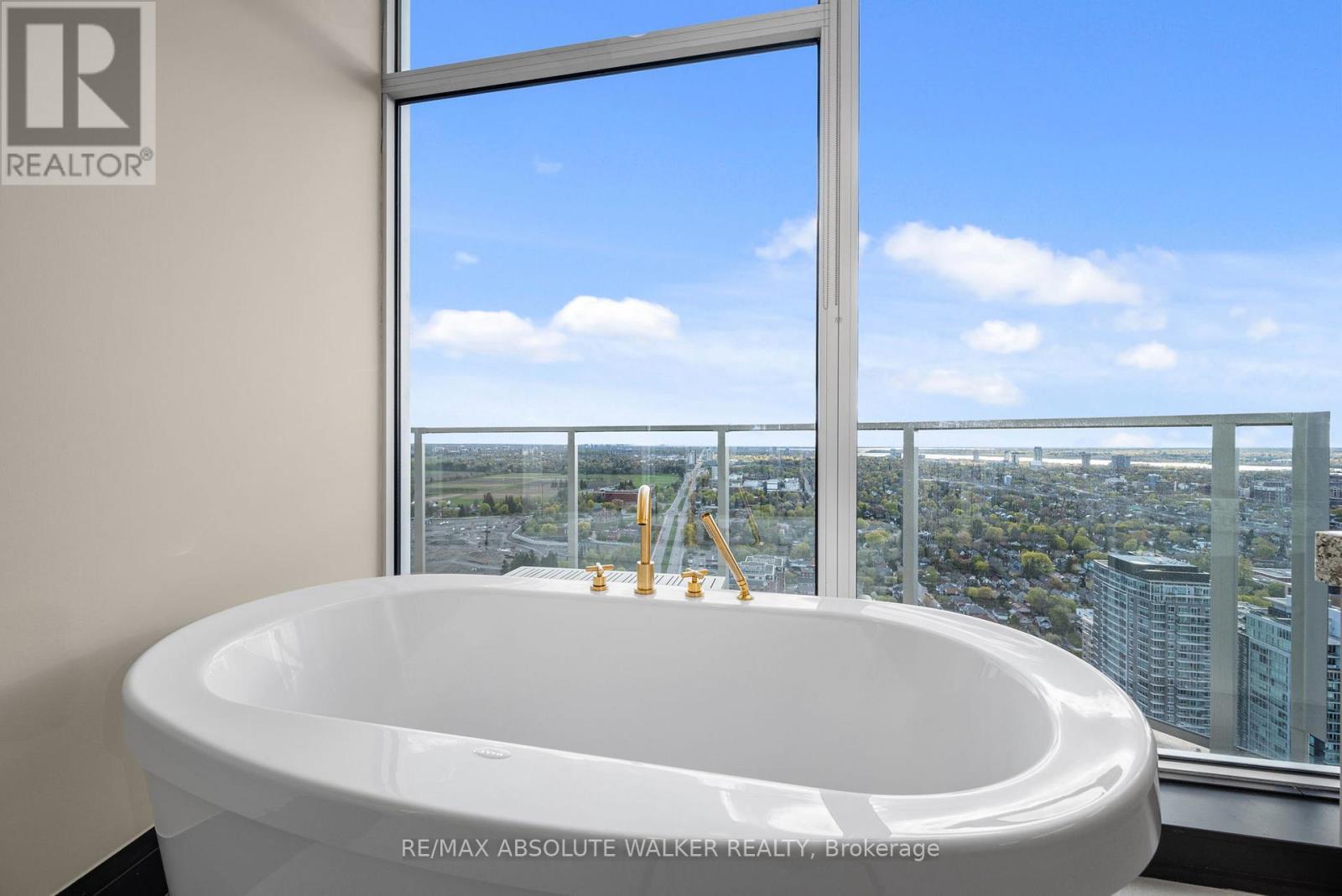 4101 - 805 Carling Avenue Property Photo 23