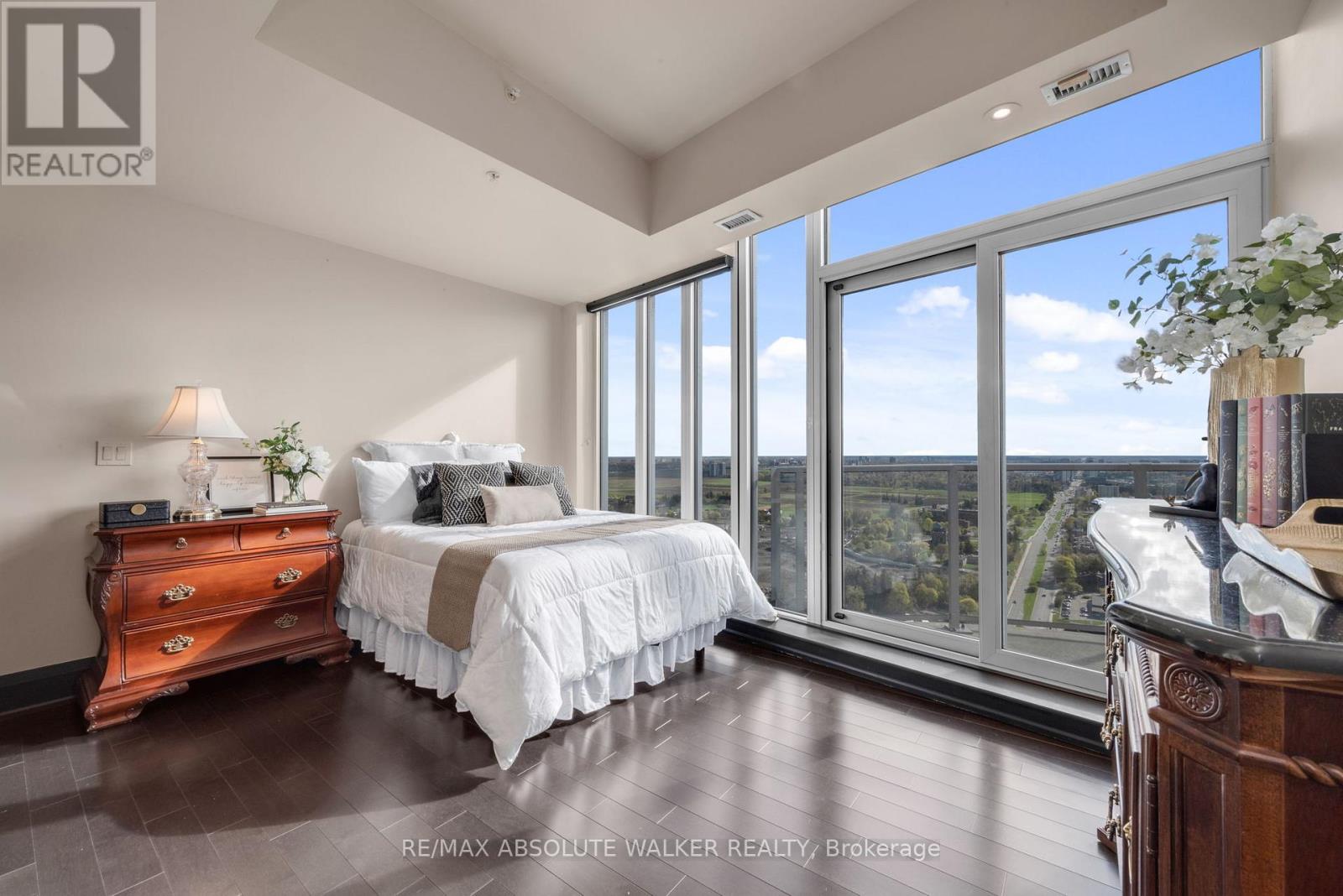 4101 - 805 Carling Avenue Property Photo 28