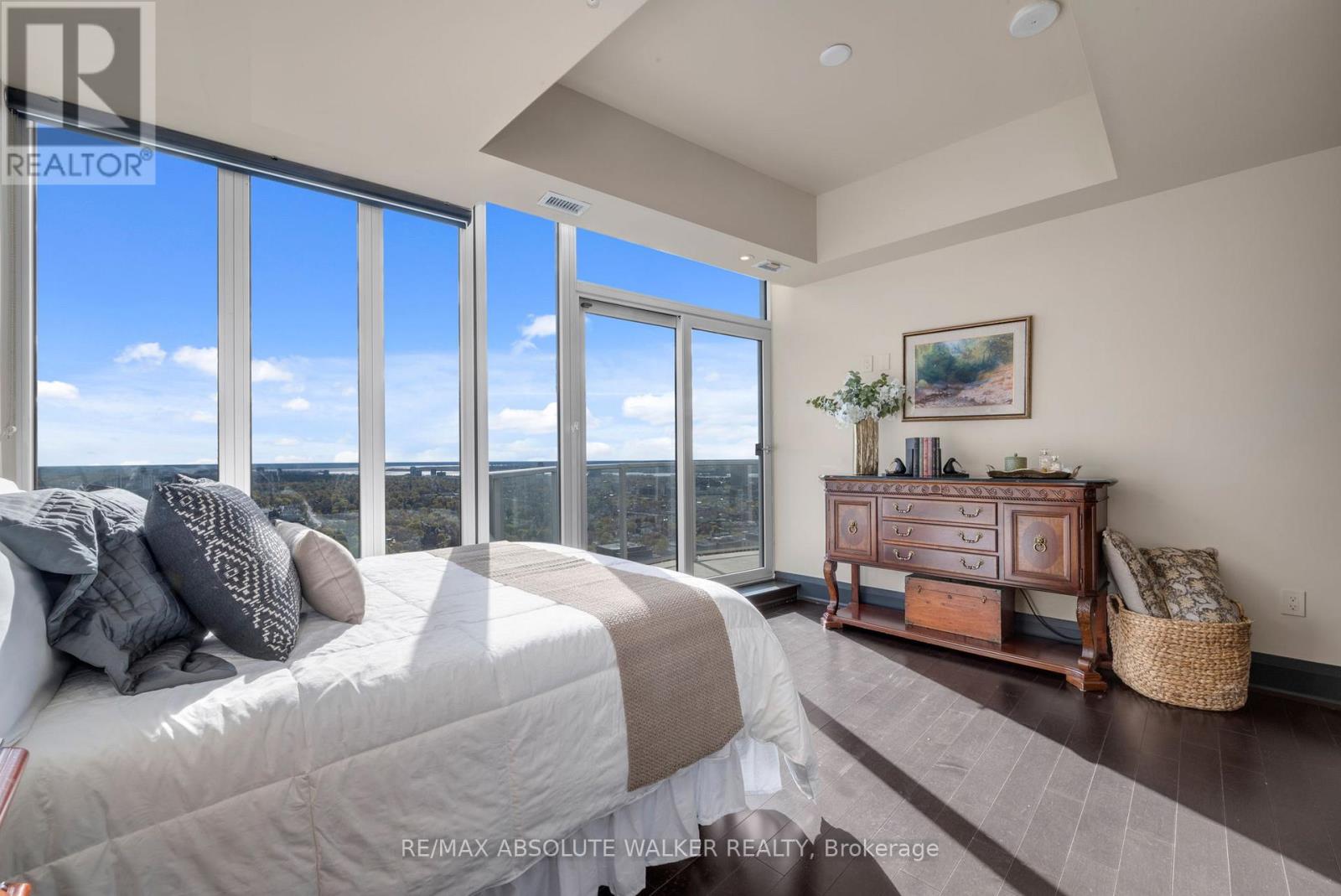 4101 - 805 Carling Avenue Property Photo 29