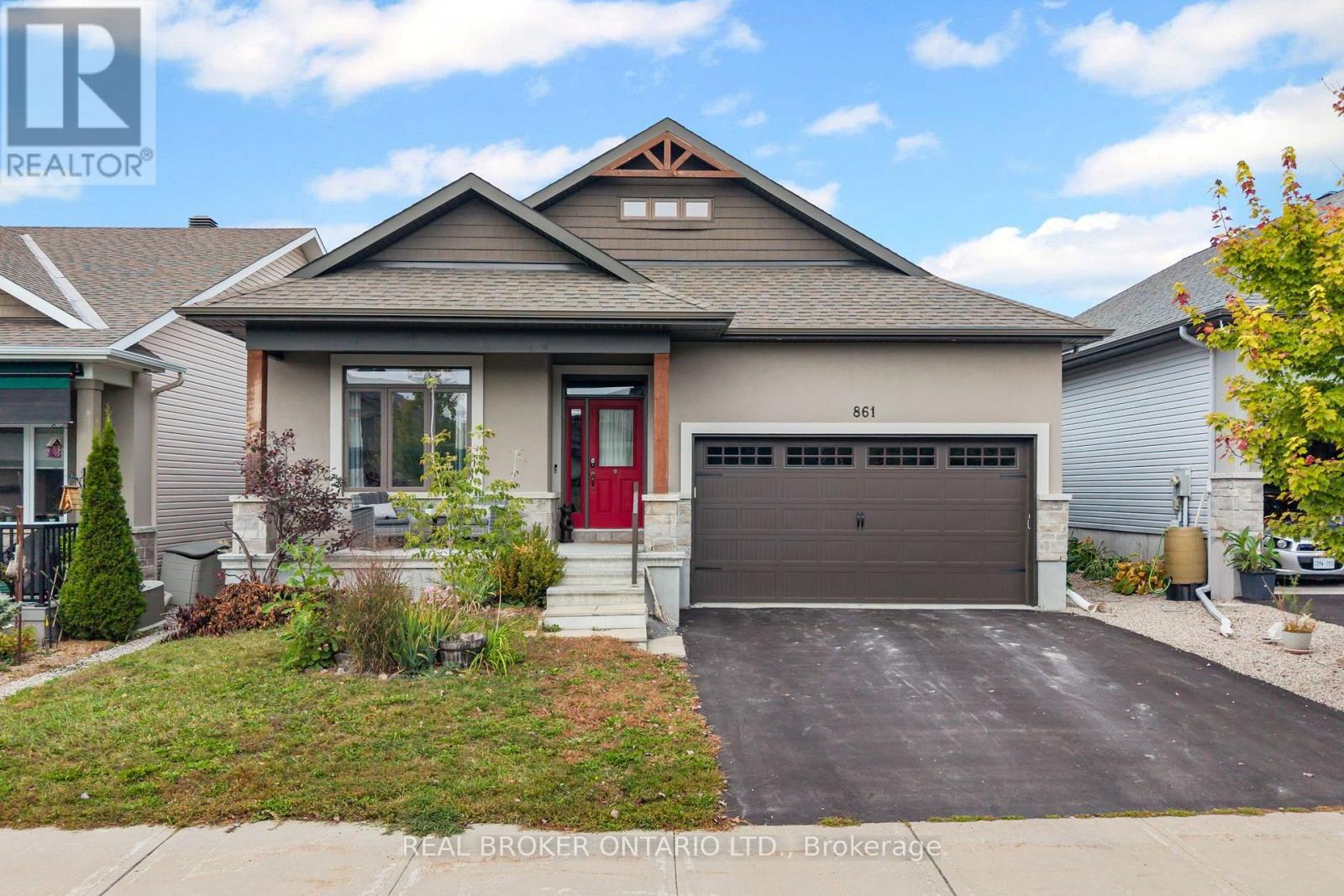 861 Jack Dalgity Street Property Photo 1