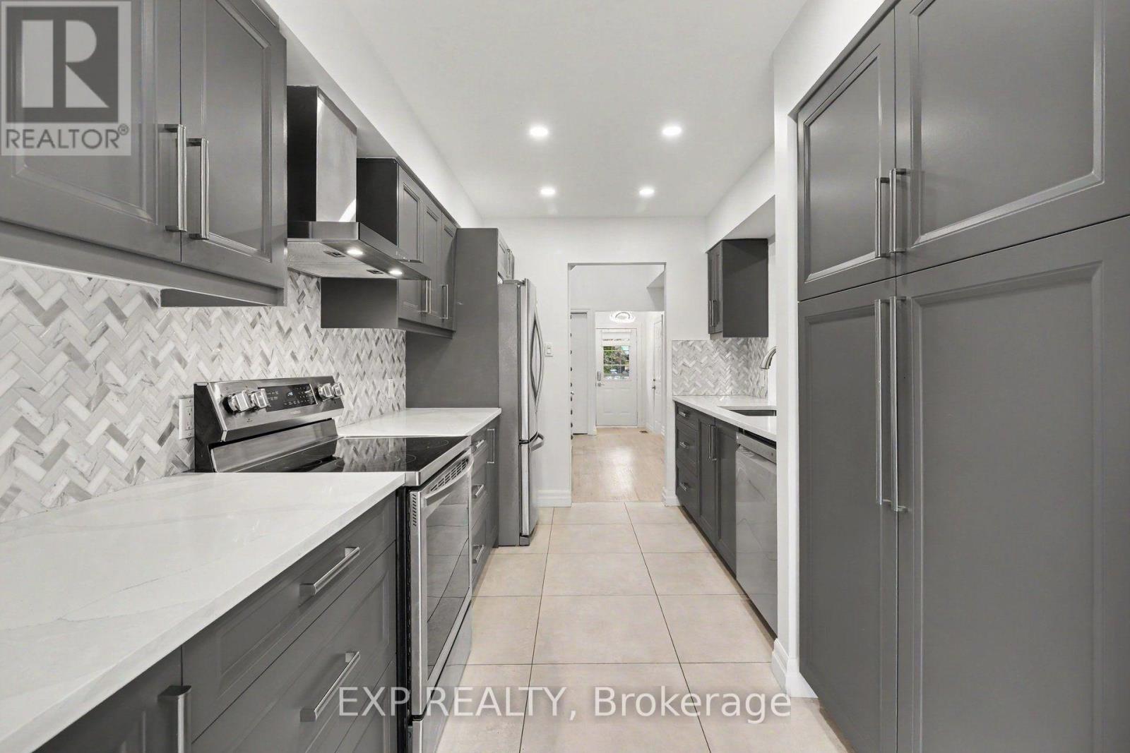 4646 Ogilvie Walk Crescent Property Photo 6