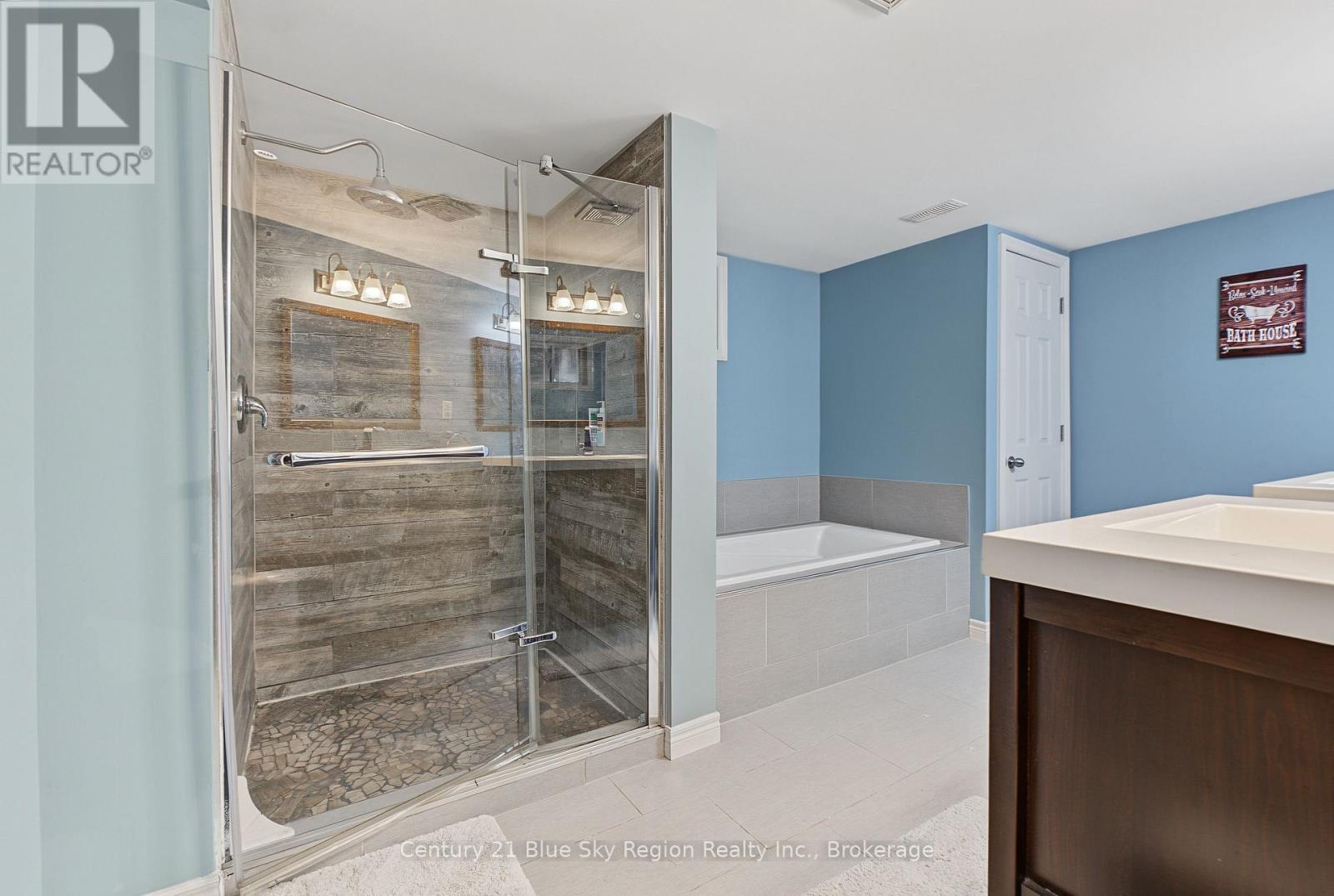 267 Barber Avenue Property Photo 32