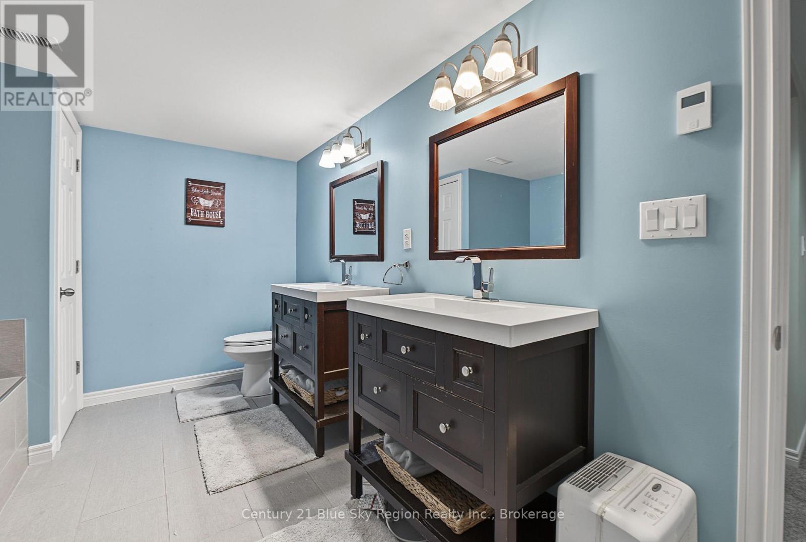 267 Barber Avenue Property Photo 33