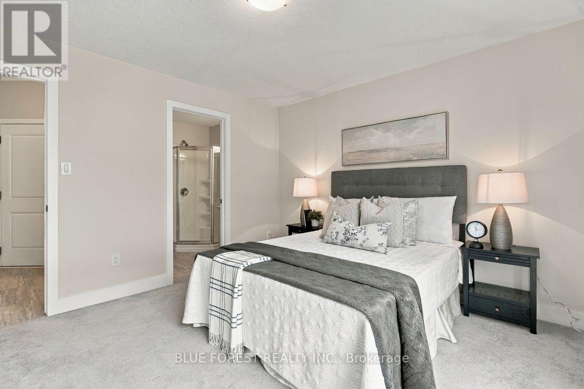 2112 Meadowgate Boulevard Property Photo 6