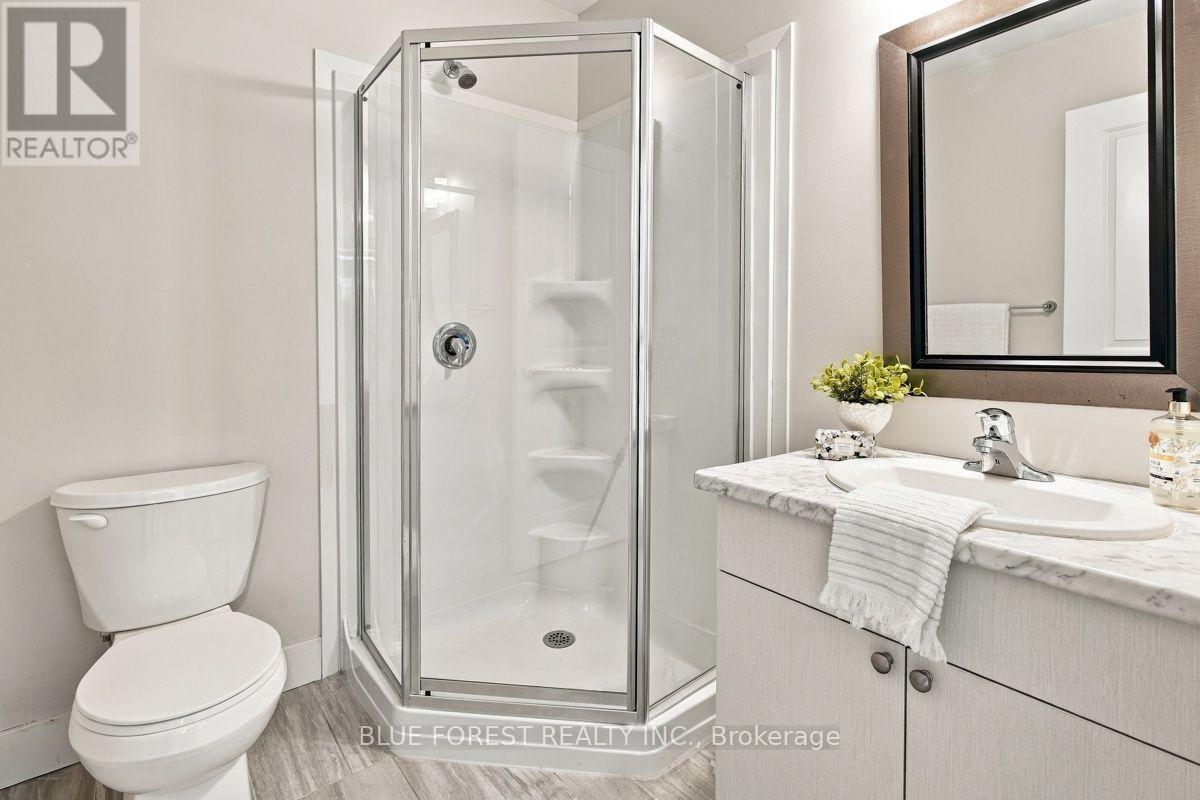 2112 Meadowgate Boulevard Property Photo 8
