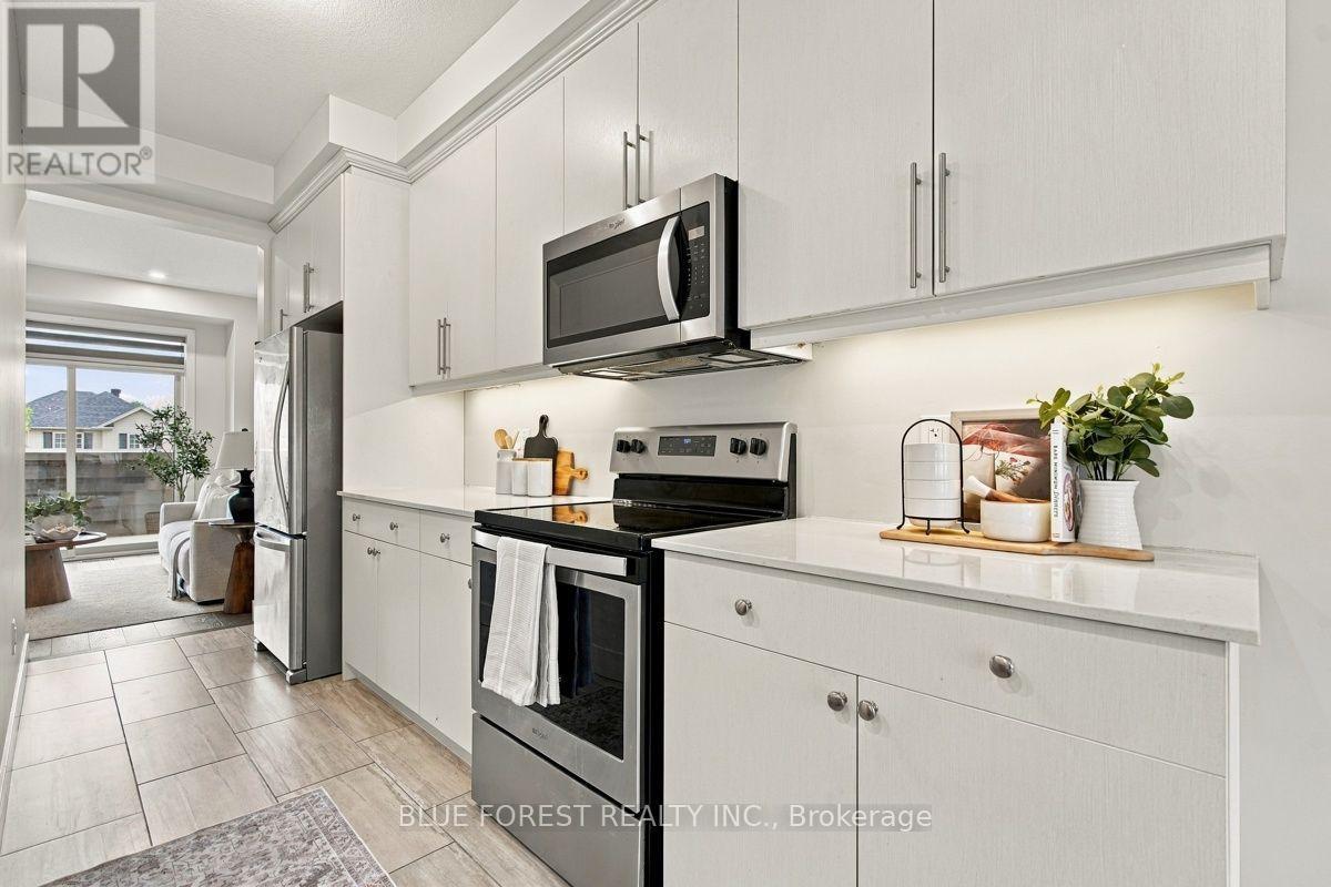 2112 Meadowgate Boulevard Property Photo 14