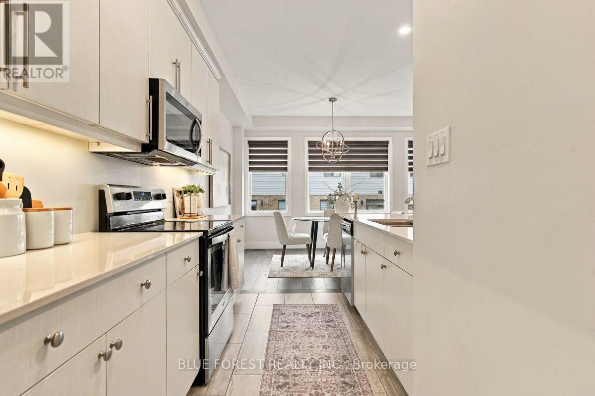 2112 Meadowgate Boulevard Property Photo 17