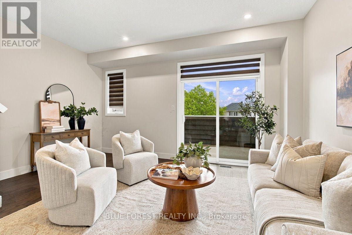 2112 Meadowgate Boulevard Property Photo 20