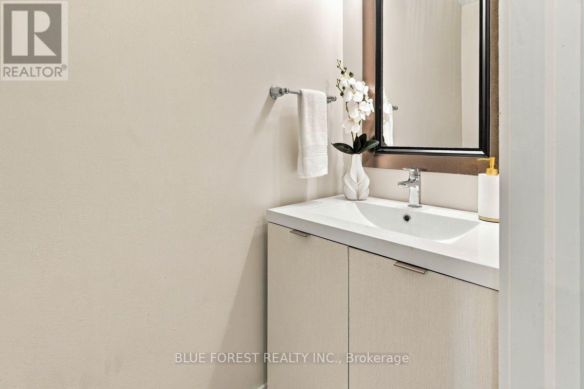 2112 Meadowgate Boulevard Property Photo 22