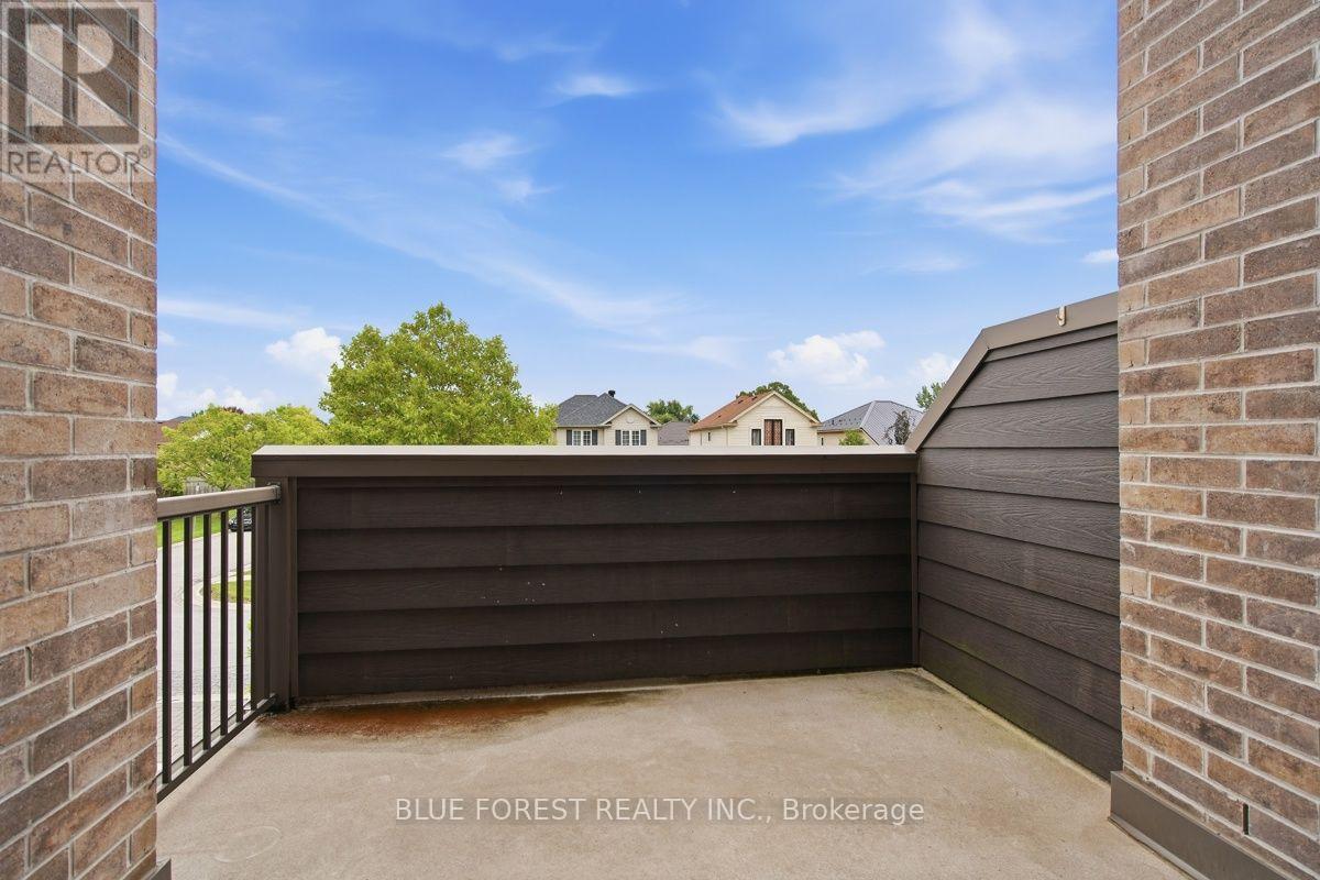 2112 Meadowgate Boulevard Property Photo 24