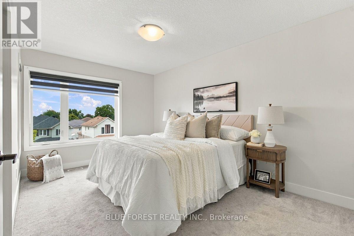 2112 Meadowgate Boulevard Property Photo 25