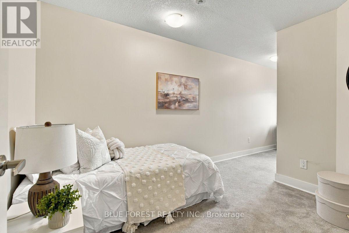 2112 Meadowgate Boulevard Property Photo 28