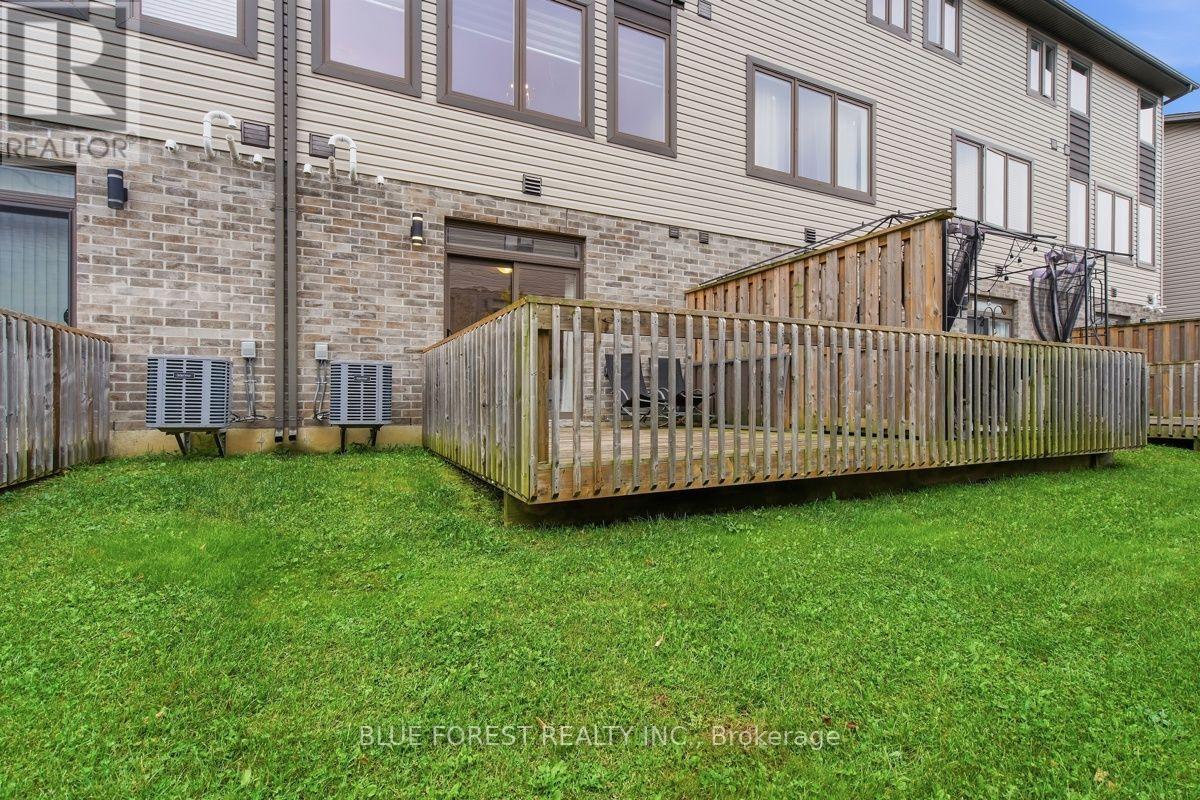 2112 Meadowgate Boulevard Property Photo 36